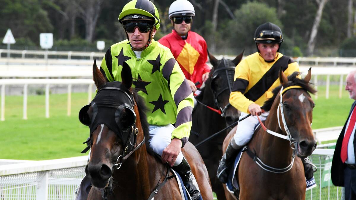 Top Mid North Coast jockey Ben Looker will have the sit on Sixfootone for Gosford trainer Jake Hull at Taree on Friday.