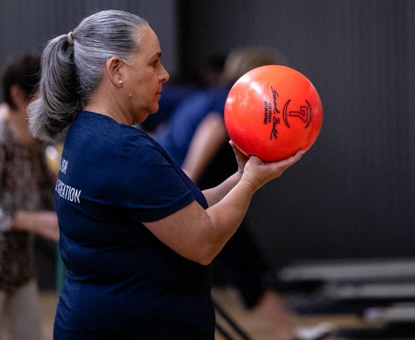 Susie Hignett lining up for a strike. Picture by Teresa Early.